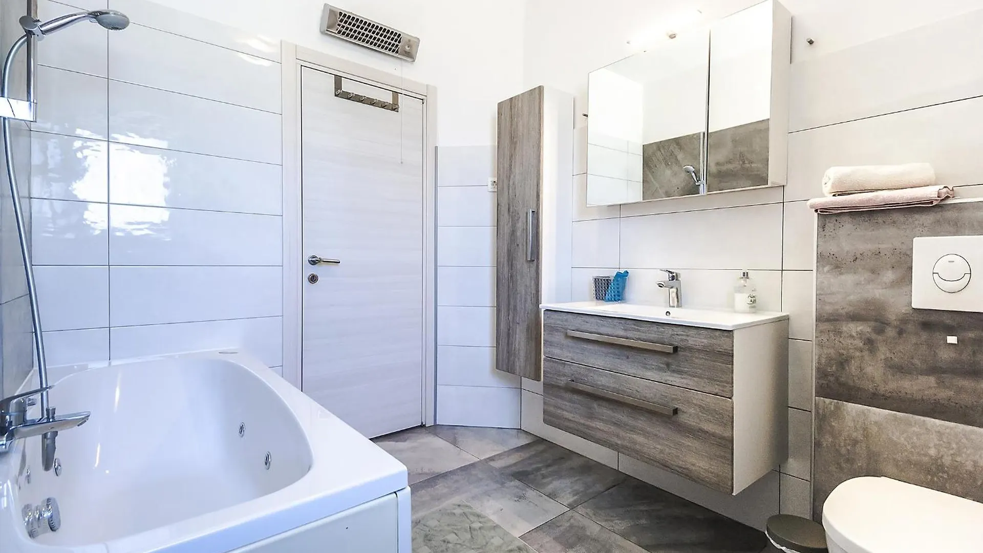 Villa Holiday House Gortan For 7 People Near Pula With Children Playground And Private Pool - Pet Friendly Marčana
